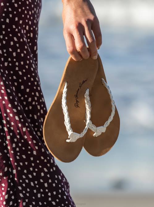 X4FH1412 white Lorraine Braid Sandals Women Roxy | Flip Flops