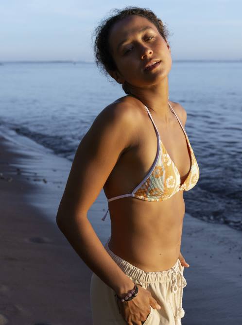 X4FH594 ambroisia wave Wavy Tiki Tri Bikini Top Women Roxy | Bikini Tops